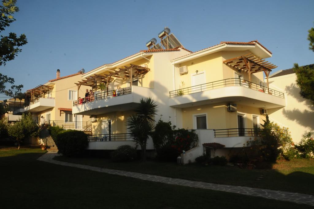 Konsta Apartments Kanali  Esterno foto